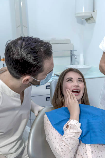 Best Orthodontic Emergency Dentist in El Cerro Mission, NM